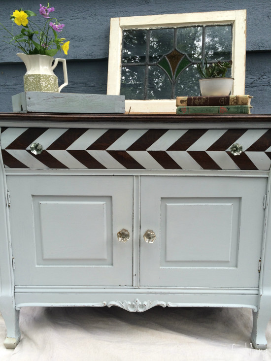 milk paint dreser