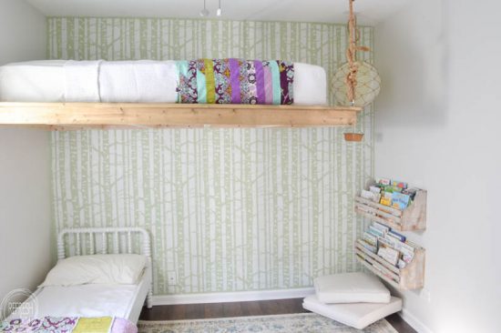 It is possible to create shared kids' bedrooms even in small homes and small rooms! Lofting the bed is such a great way to save space, and it looks amazing too!